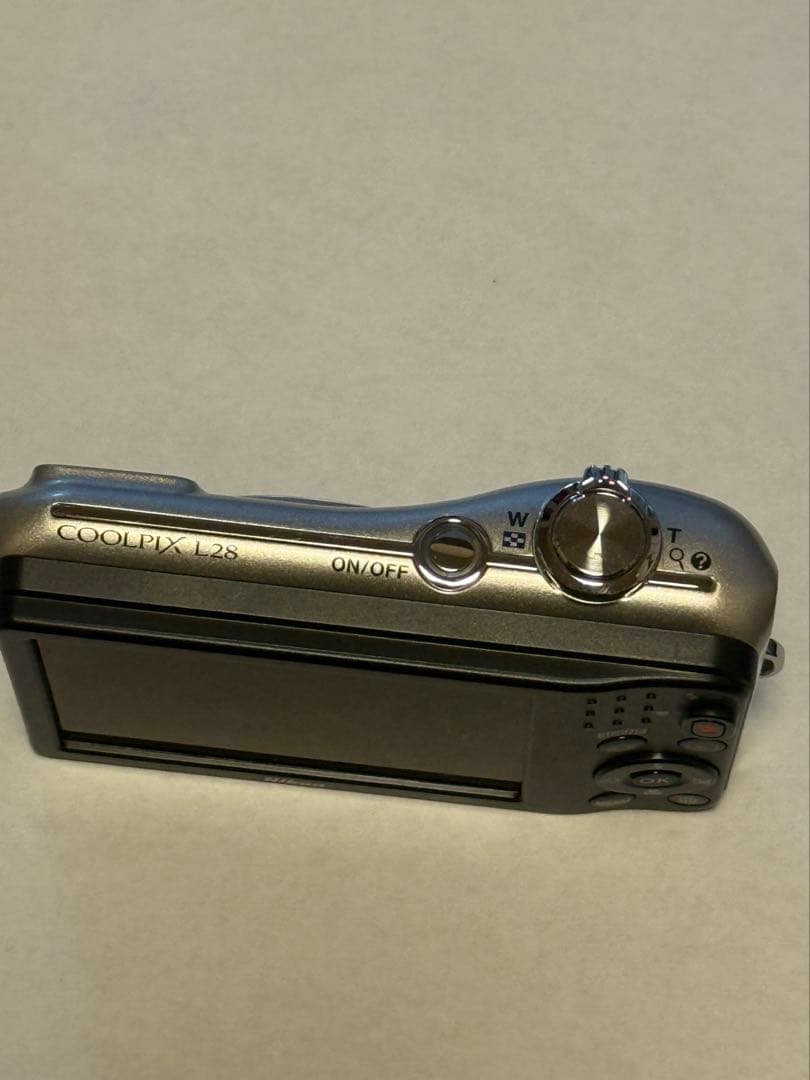 Nikon COOLPIX L28 動作確認済み 乾電池使用