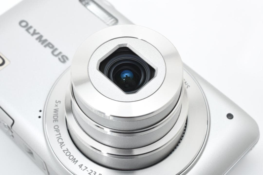 オリンパス　OLYMPUS VG-120 シルバー 未使用品