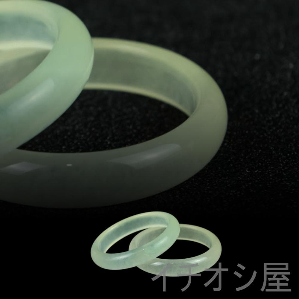 中国古美術 翡翠 高氷種 扁条バングル 透明感 旧蔵 天然石 玉器 腕輪 お守り