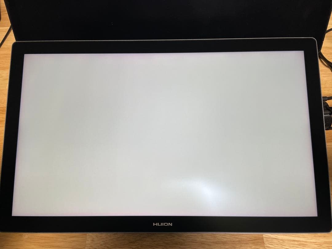 【スタンド付き美品】HUION KAMVAS PRO19　4K液晶ペンタブ