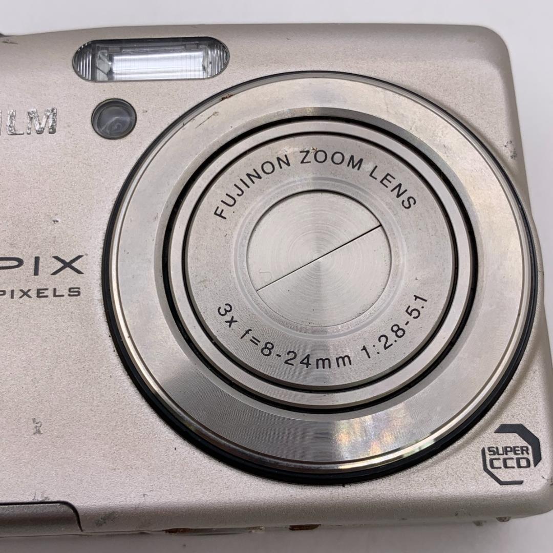 《ZZJPP》Fujifilm FinePix F60fd　デジカメ シルバー