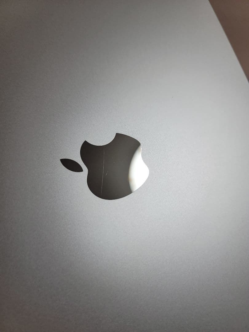 MacBook本体 Macbook Air 2022 M2 8GB/256GB