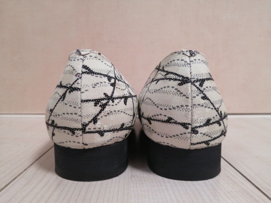 Shoes Bonanza 刺繍パンプス 24.0　ハンドメイド日本製