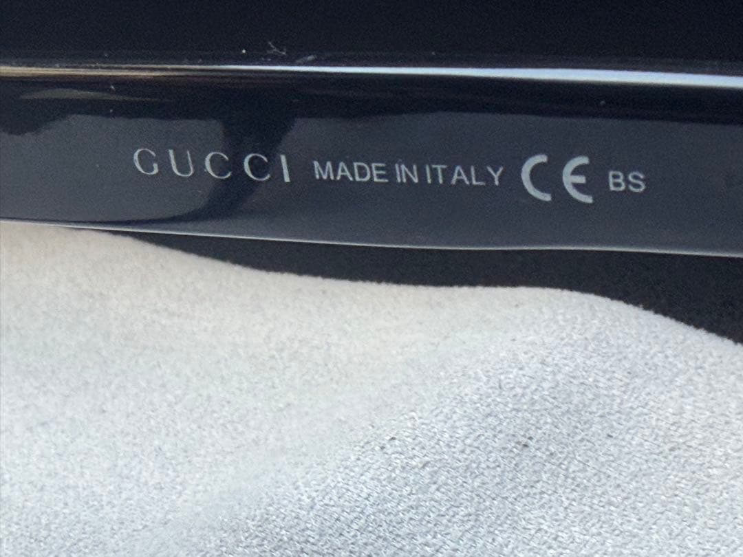 GUCCI GG1064/F 黒縁メガネ 男女兼用