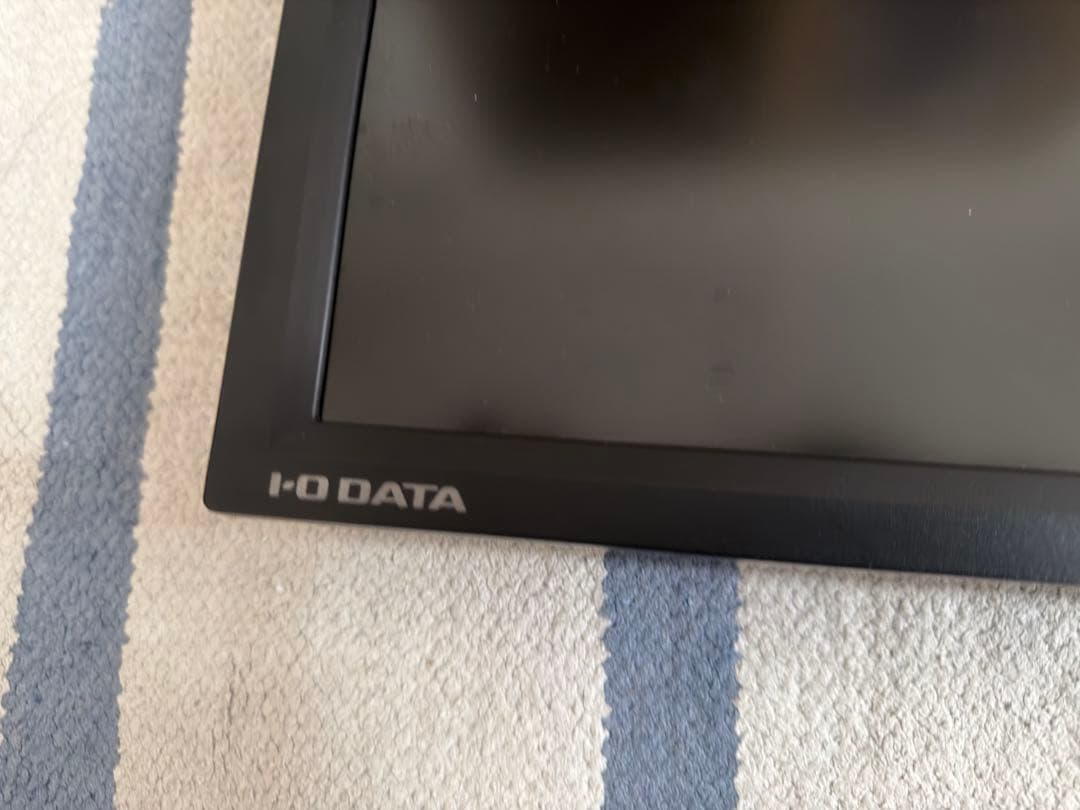 IOーDATA 4K60Hz 28インチモニター(LCD-M4K282XB）