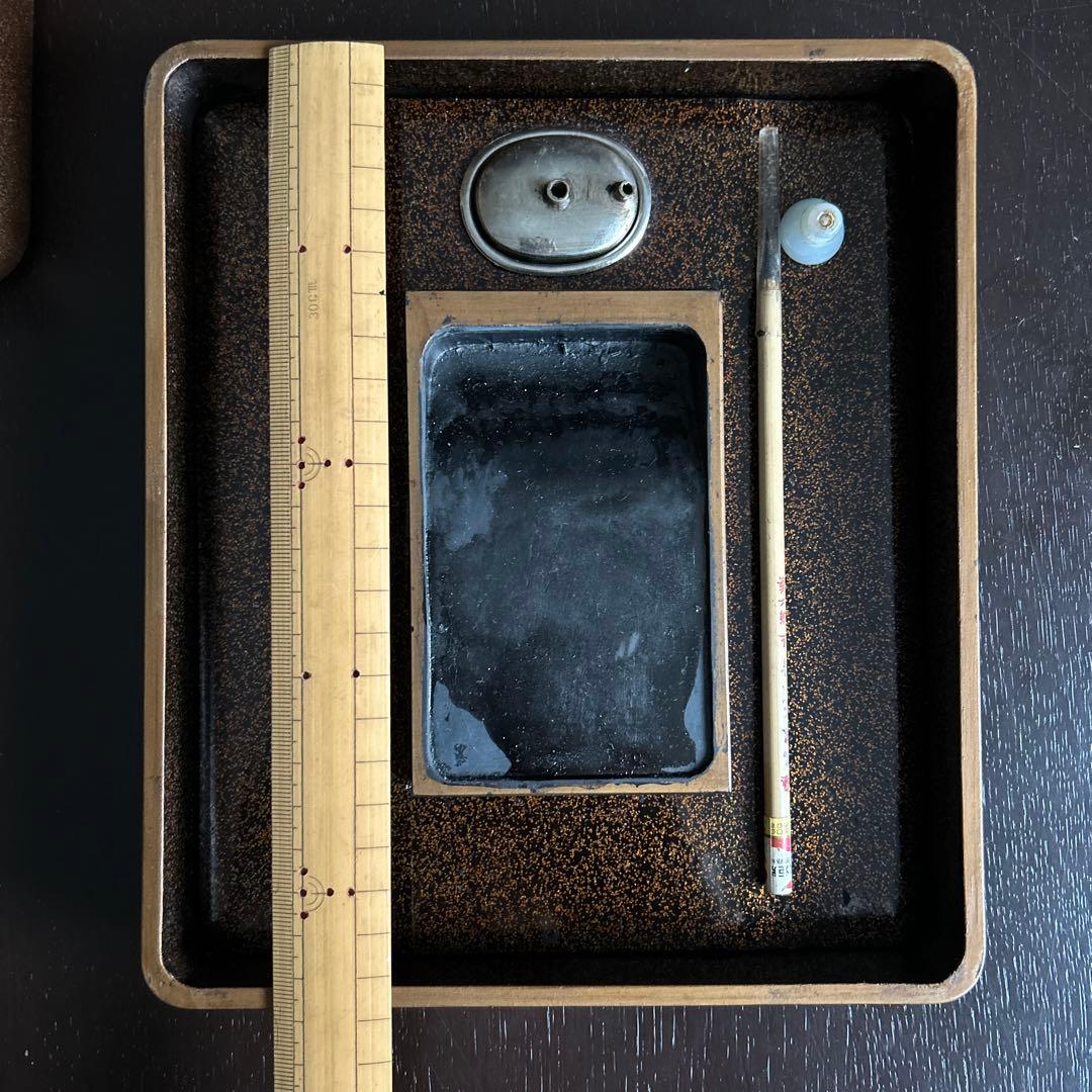 金蒔絵　時代漆器 硯箱一式 水滴　　硯　筆　書道具 木製