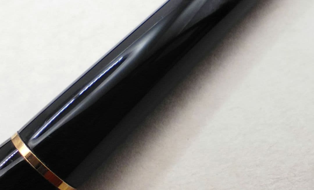 MONTBLANC　モンブラン　スターウォーカーレジンレッドゴールドボールペン