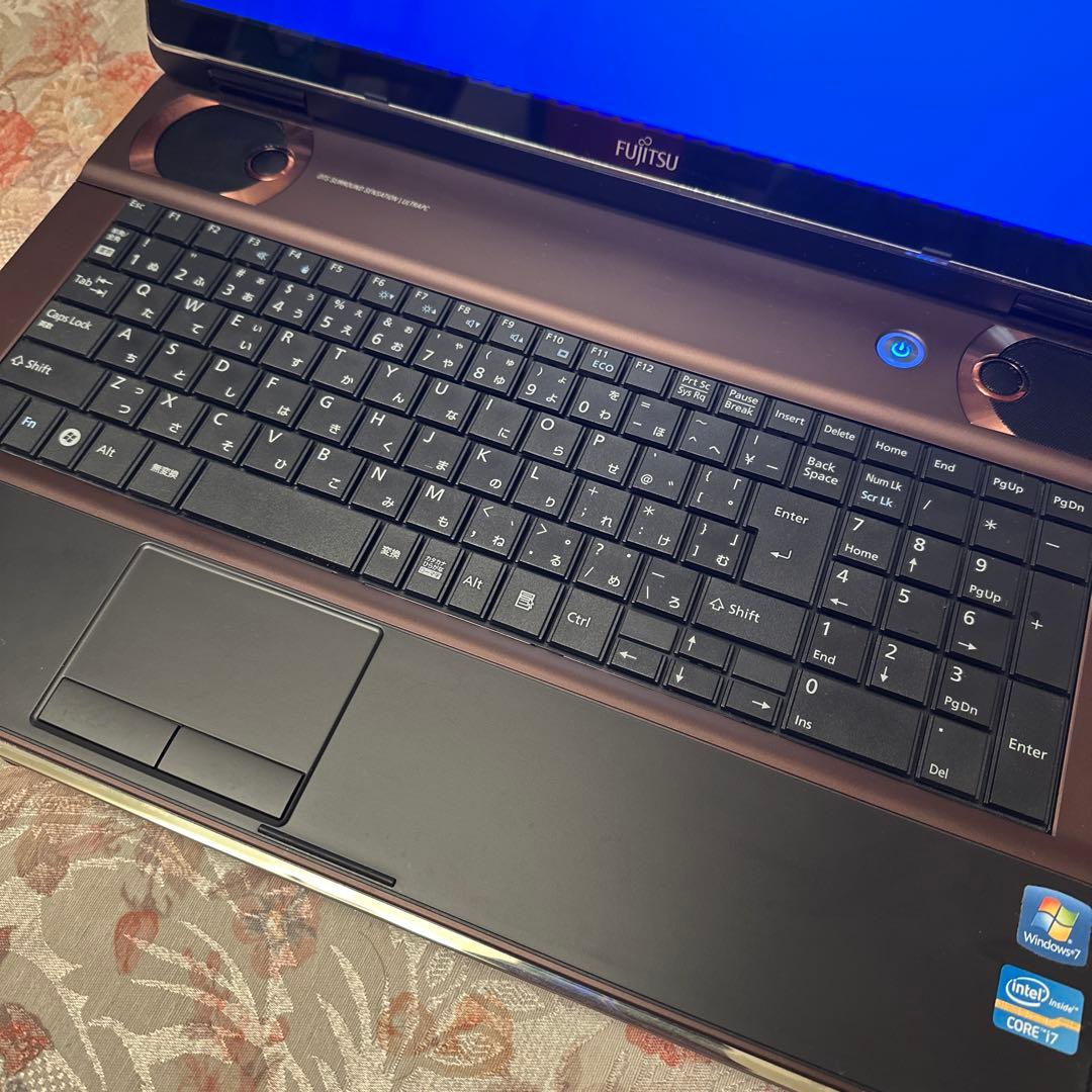 I*k様 FUJITSU LIFEBOOK NH77/CD windows7 中