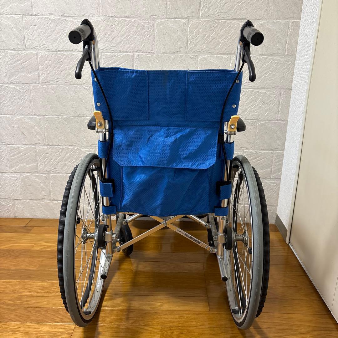 日進 青色 アルミ自走用車椅子 ノーパンクタイヤ 折りたたみ