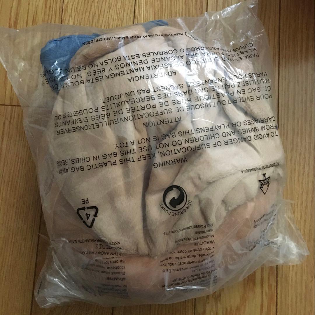 【新品未使用】日焼けキティ ネックピロー ハローキティー 旅行用品