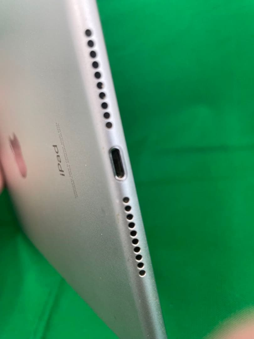 【E】iPad mini 第5世代 256GB シルバー 判定【ー】