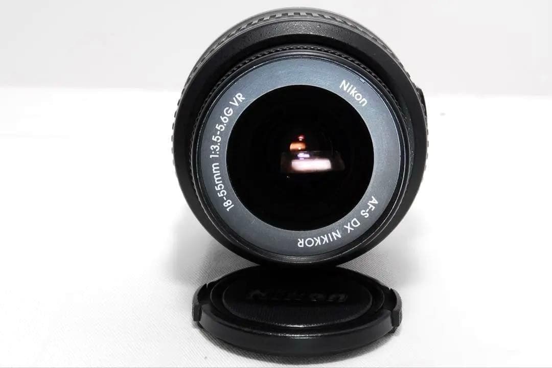 ショット数わずか8570回 Nikon D3000 スマホ転送OK 手ぶれ補正