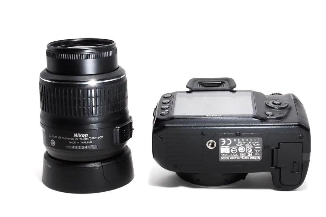 ショット数わずか8570回 Nikon D3000 スマホ転送OK 手ぶれ補正