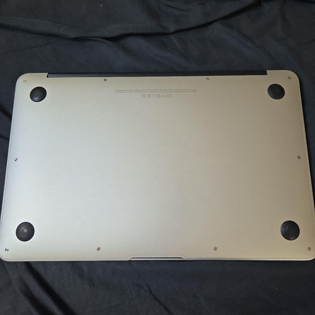 MacBook本体 Apple MacBook Air 11