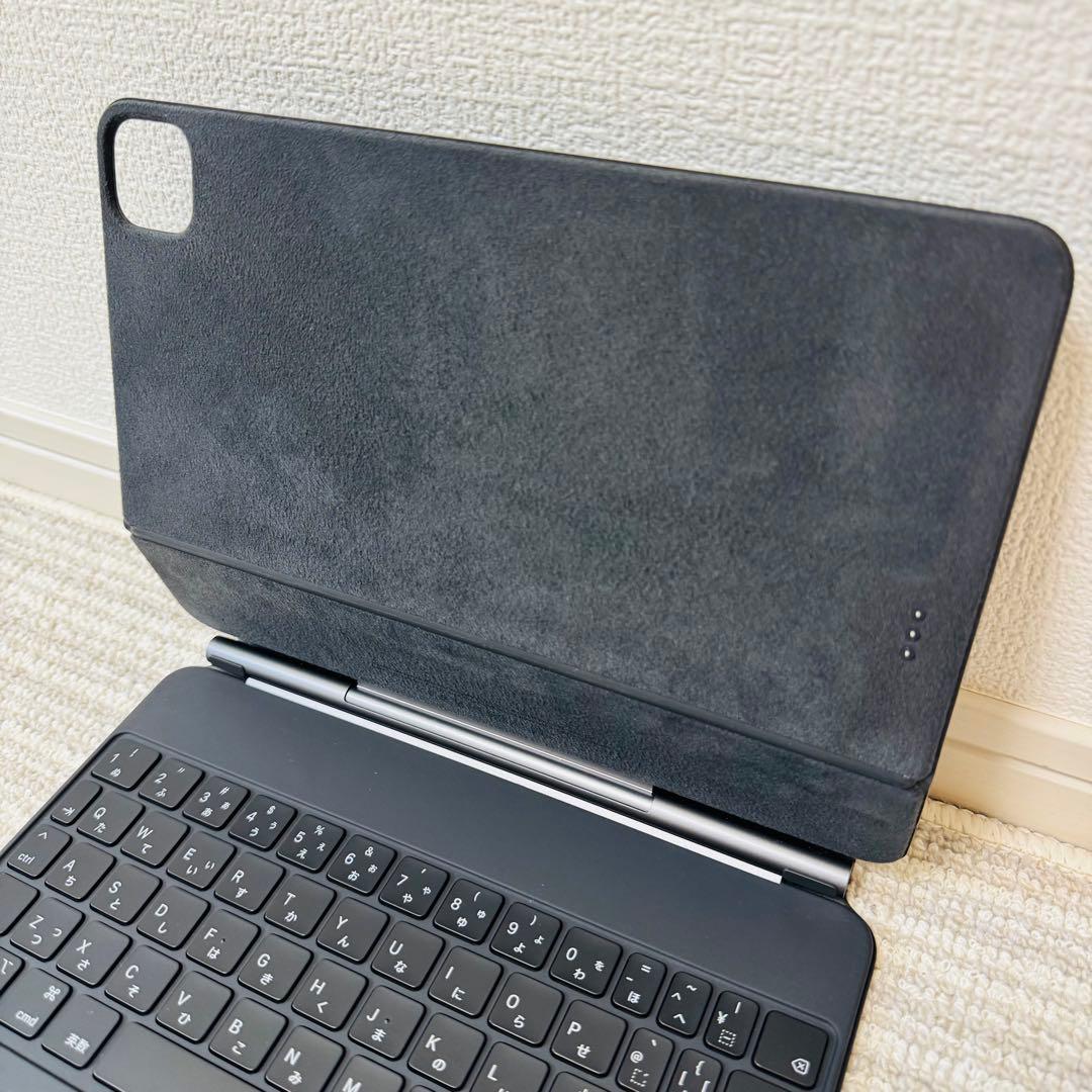 【美品】iPad Pro11インチ マジックキーボード A2261