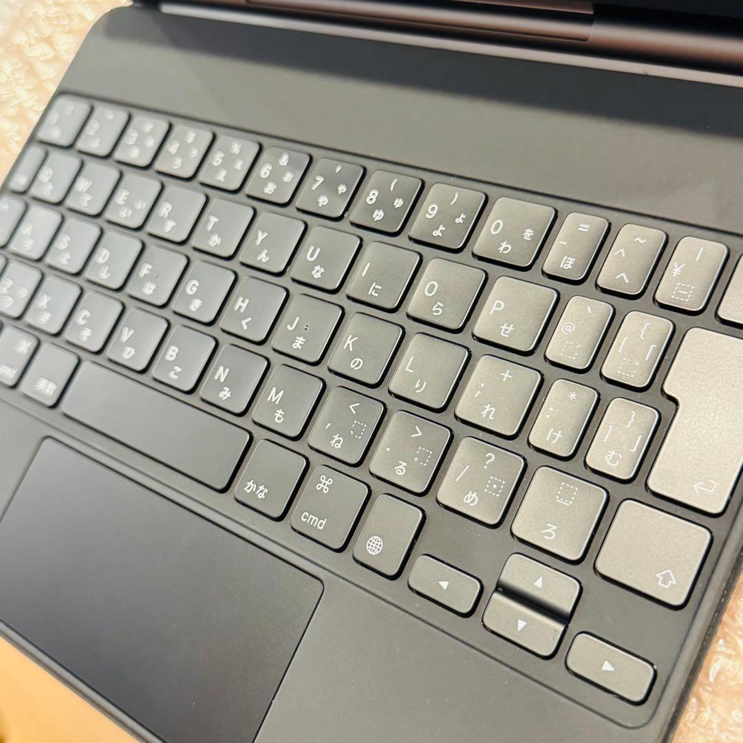【美品】iPad Pro11インチ マジックキーボード A2261