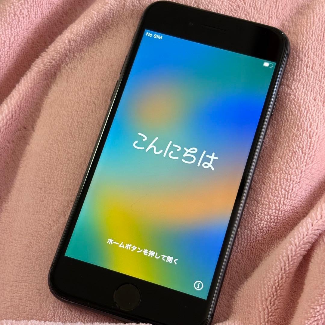 iPhone 8 64GB スペースグレー 本体