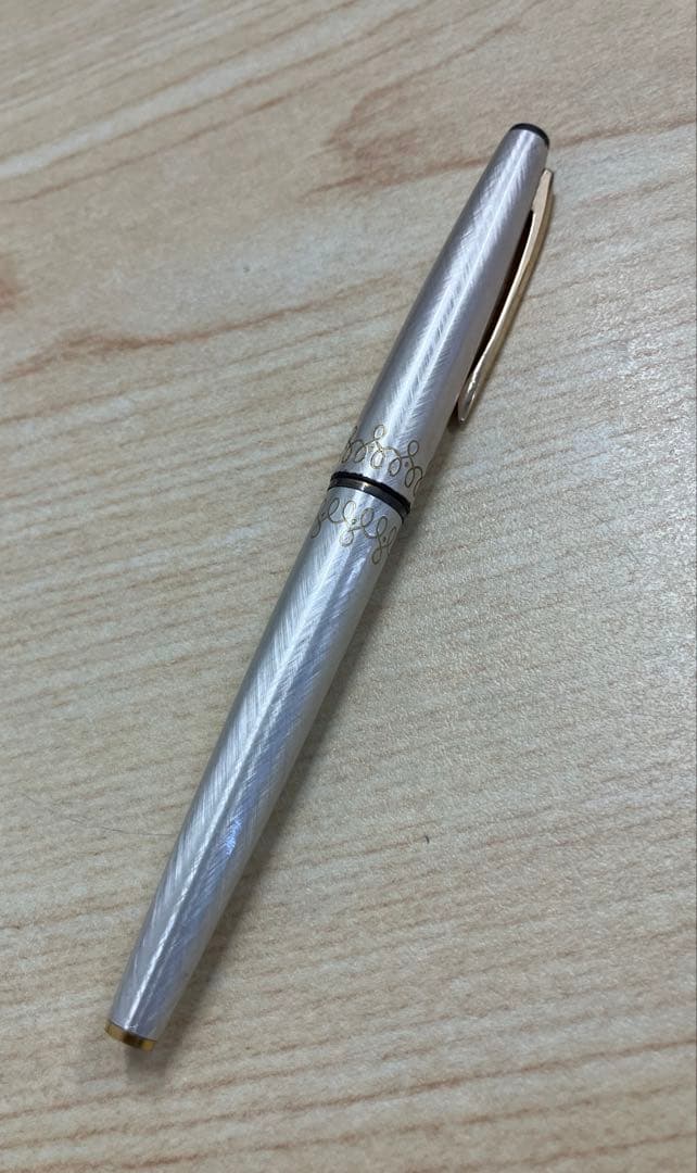 PILOT パイロット 万年筆 レディ　18K-750 銀金色　筆記用具