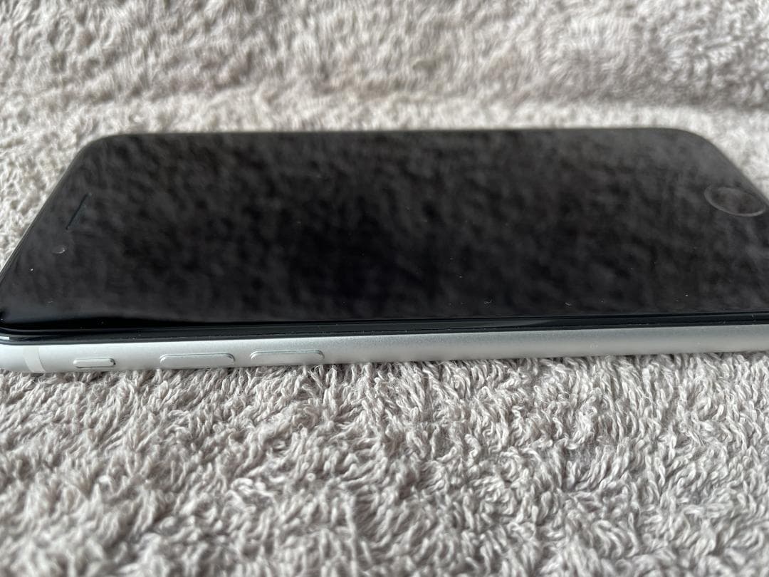 Apple iPhone SE2 ホワイト 128GB (美品)