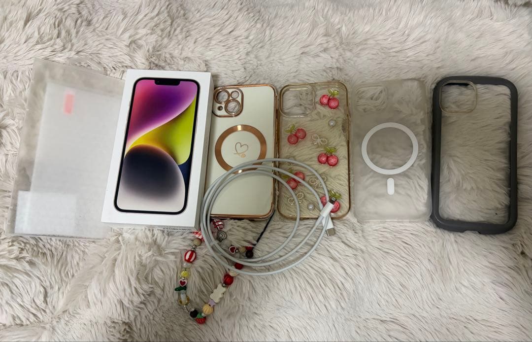 iPhone13 128GB スターライト　SIMフリー