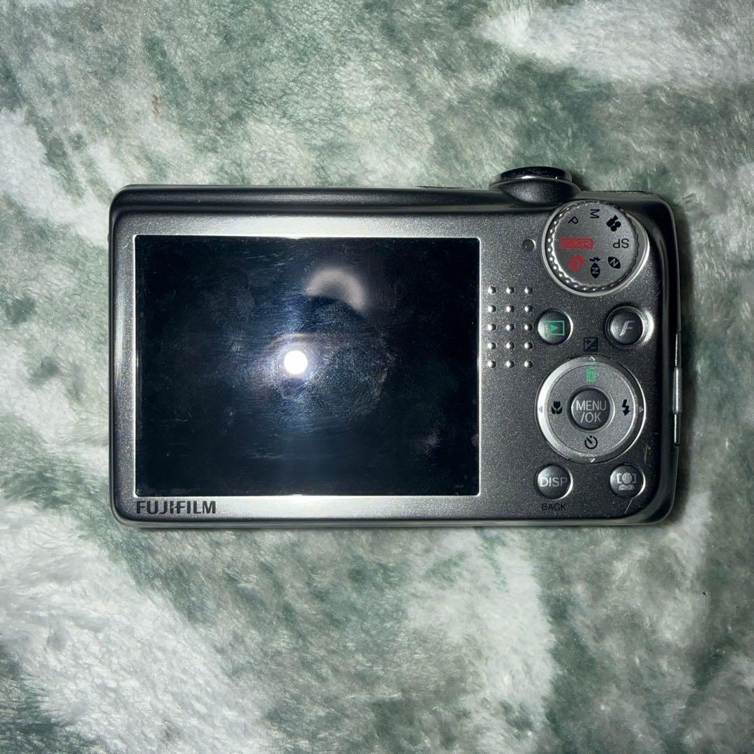 Fujifilm EXR コンパクトデジタルカメラ シルバー　充電器付き