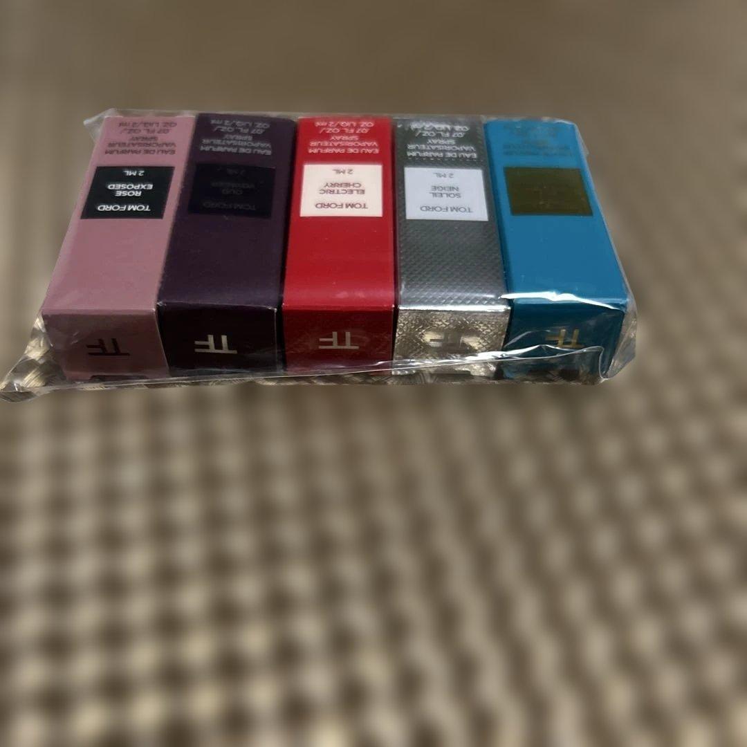 TOM FORD 香水 5種類セット 2ml
