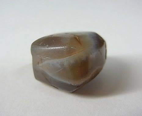 ★R0601★古代石 (182)　美色　瑪瑙　印章石　オリエント　出土品