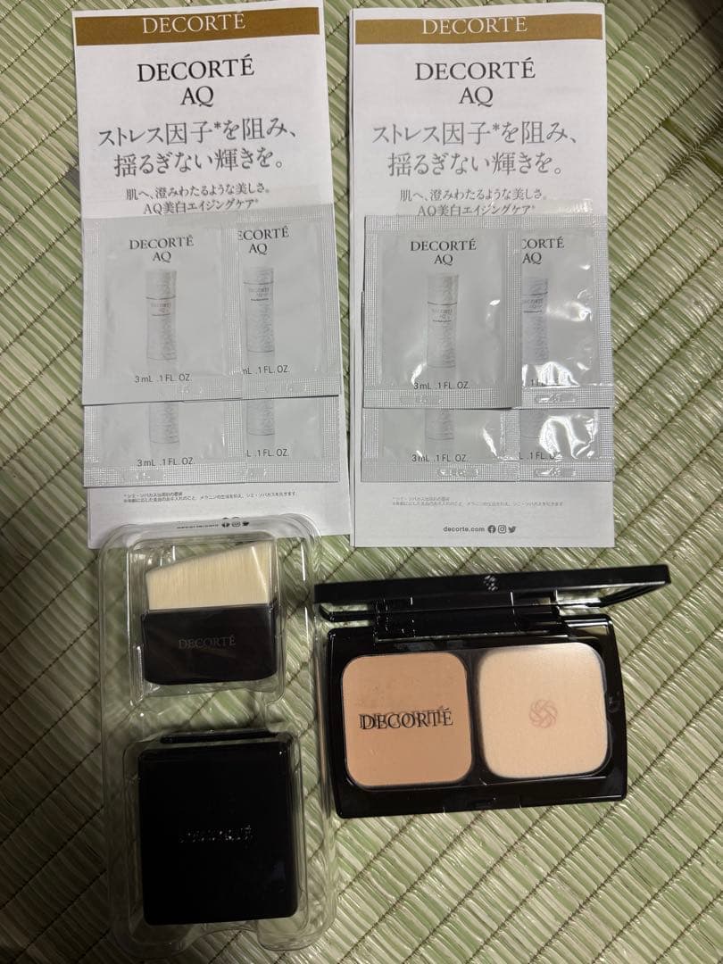 コスメデコルテゼンウェアパウダーファンデーションいろいろおまけ付き