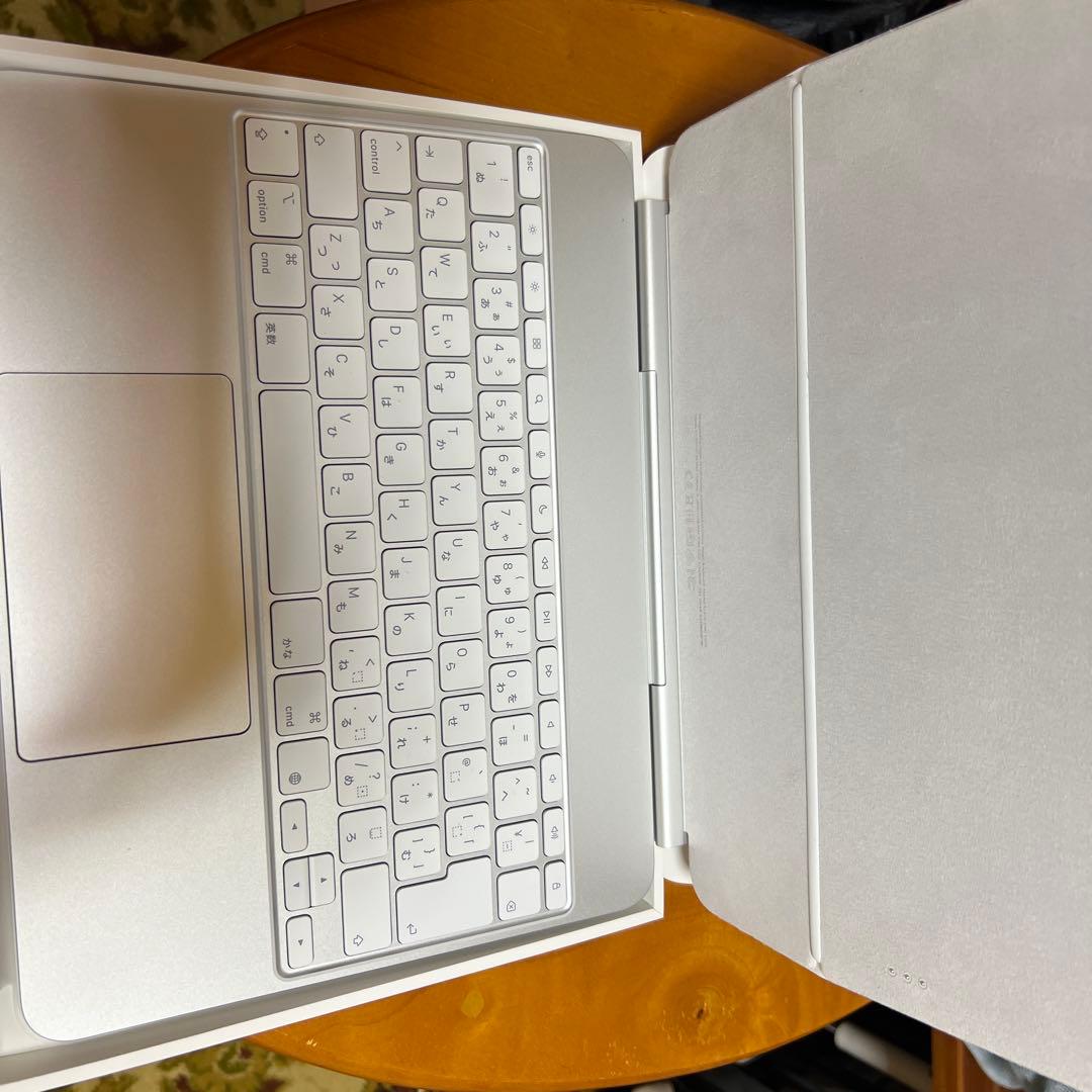 Apple iPad13インチ Magic Keyboard 本体