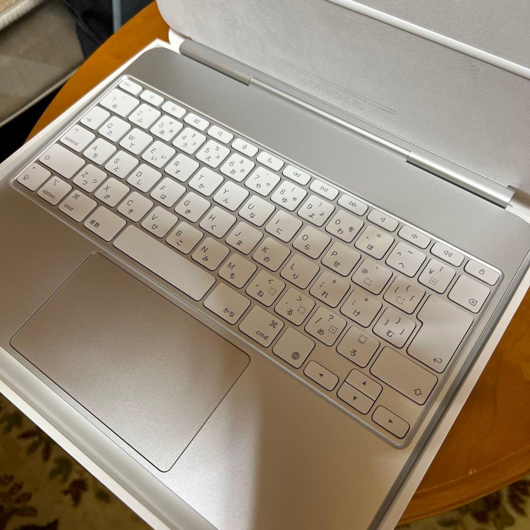 Apple iPad13インチ Magic Keyboard 本体