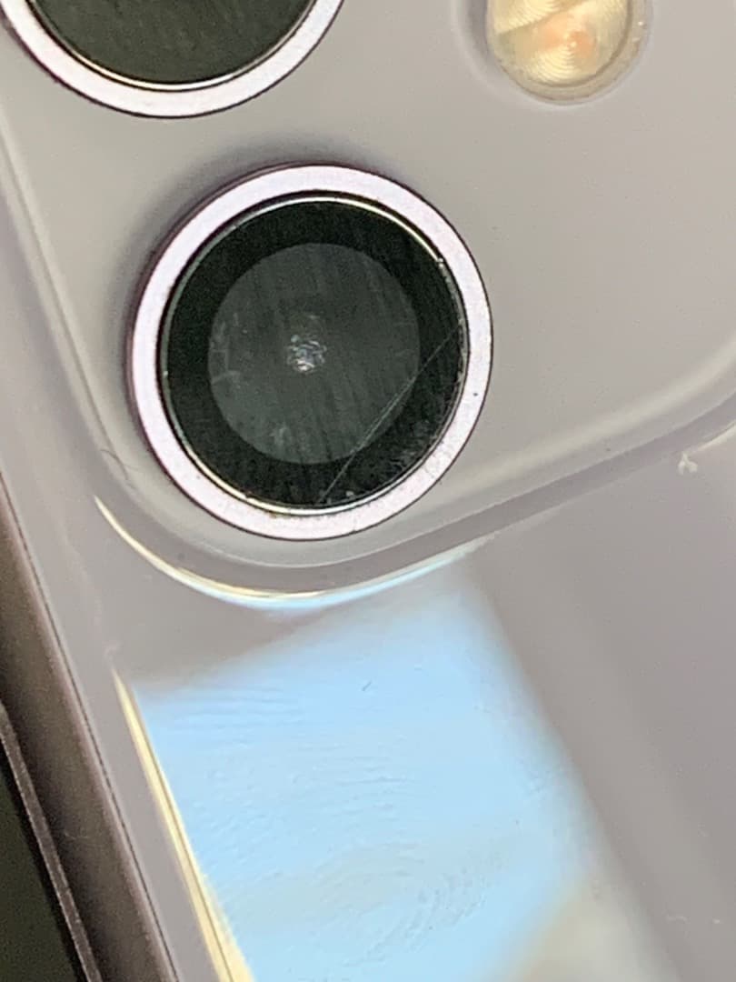 中古国内版　SIMフリー　iPhone11 128GB パープル色