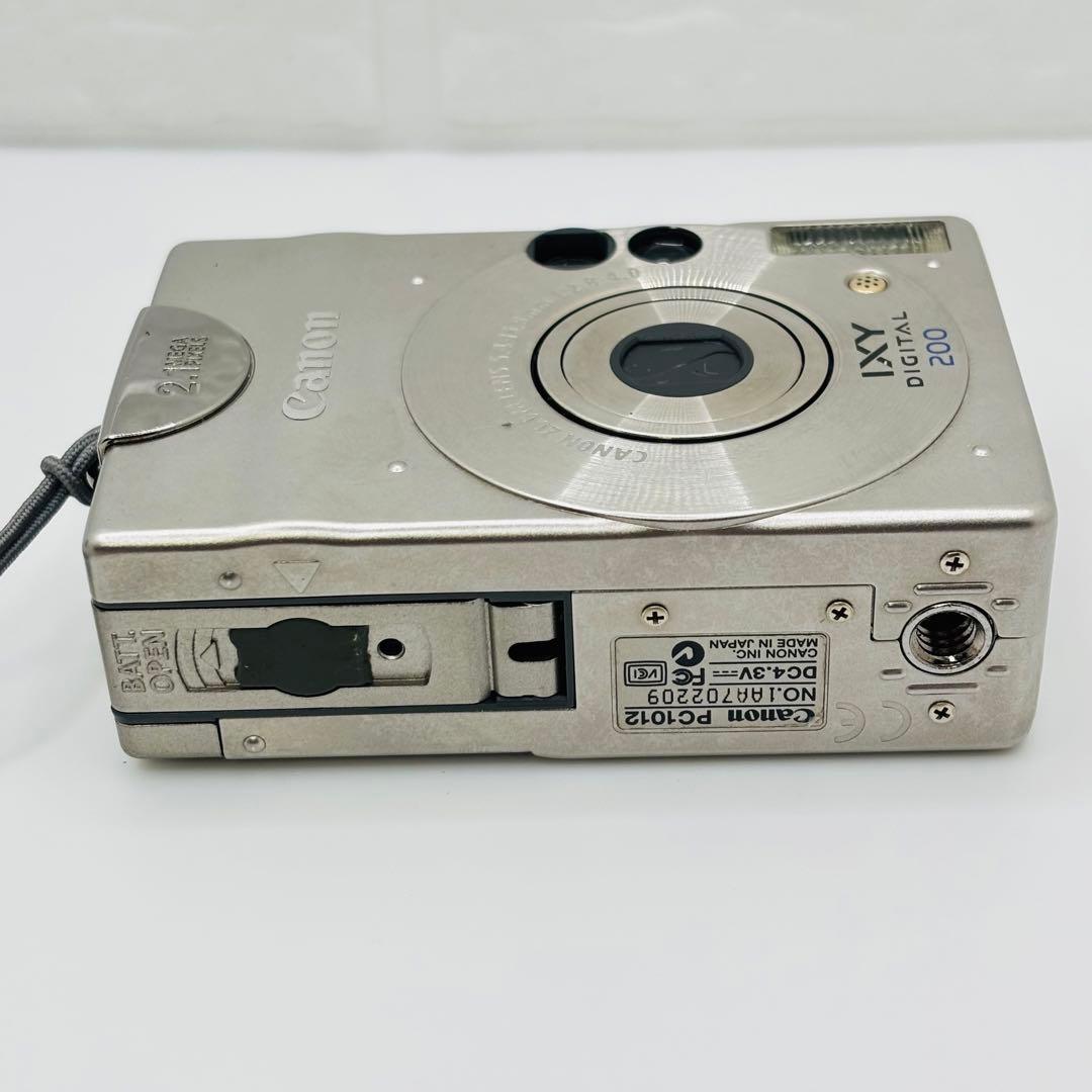 Canon IXY digital 200 オールドコンデジ
