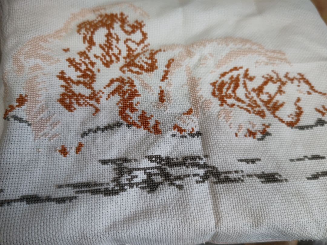 ゴールデンレトリバー刺繍 ハンドメイド 額装済 名入れ等可能 刺繍フレーム