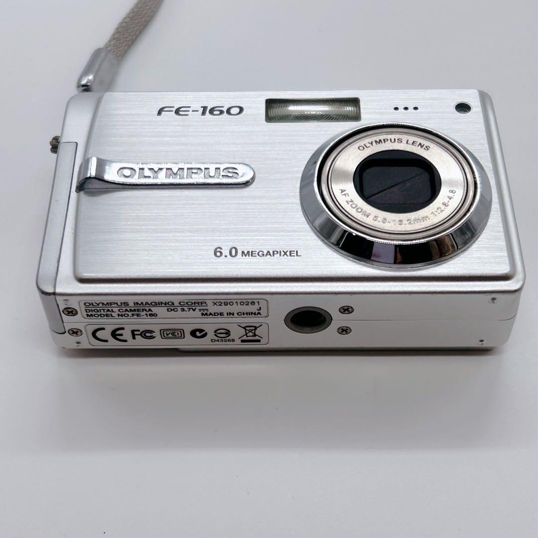 OLYMPUS オリンパス FE-160 シルバー 箱・充電器あり 動作確認済み