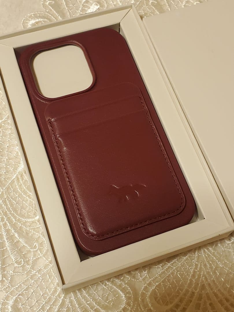 【新品未使用】メゾンキツネ カードケース付 iPhone14pro用ケース