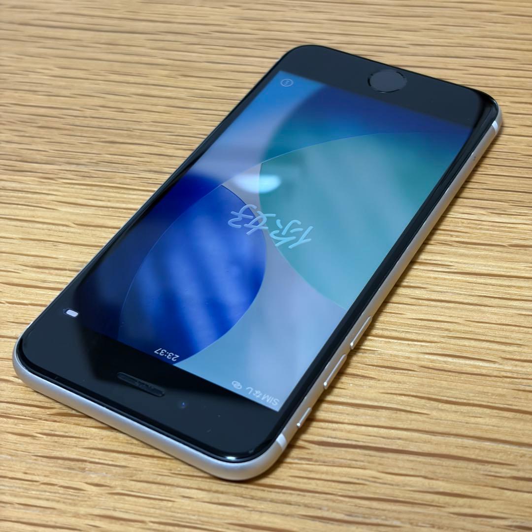 バッテリー新品　iPhoneSE第3世代64GB SIMフリー　美品