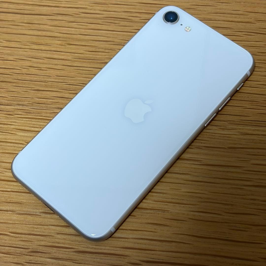 バッテリー新品　iPhoneSE第3世代64GB SIMフリー　美品
