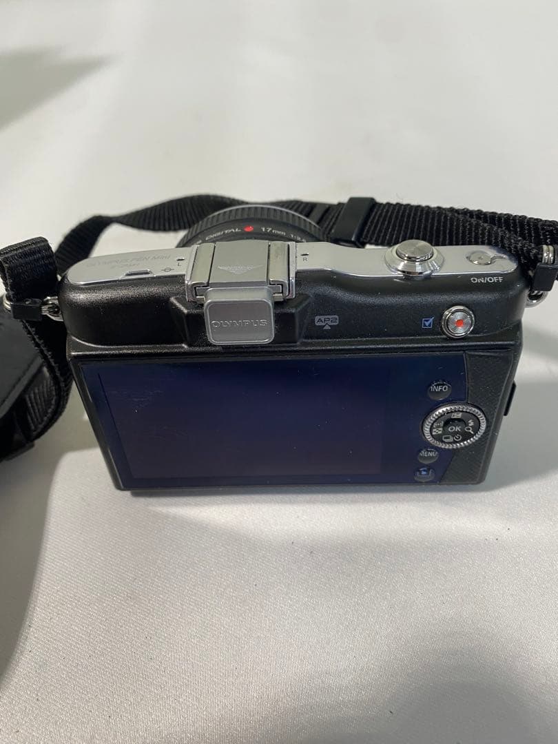 OLYMPUS デジタルカメラ M.Zuiko 17mm 充電器なし