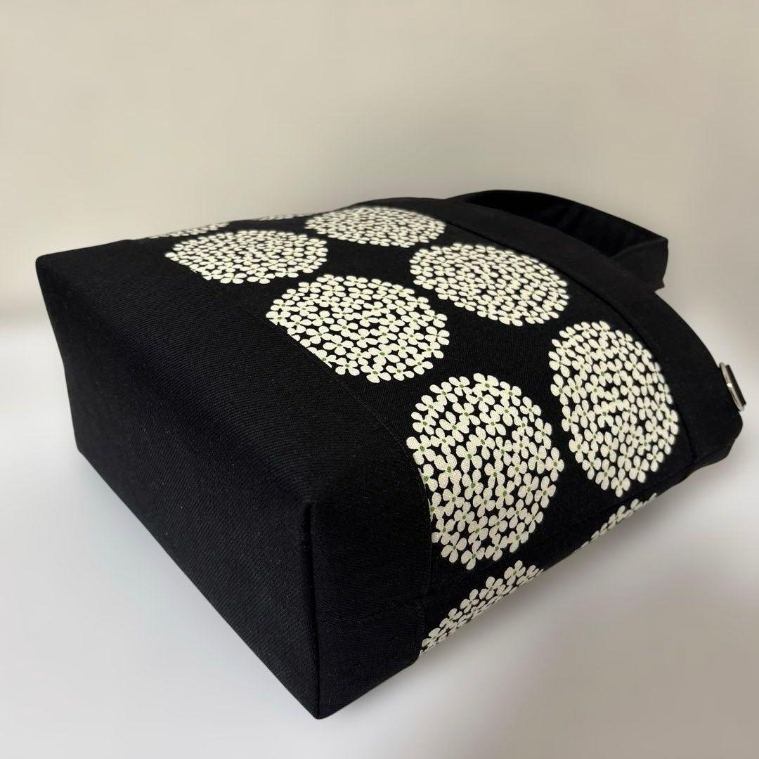 ハンドメイド　トートバッグ　紫陽花柄　北欧風　デニム黒
