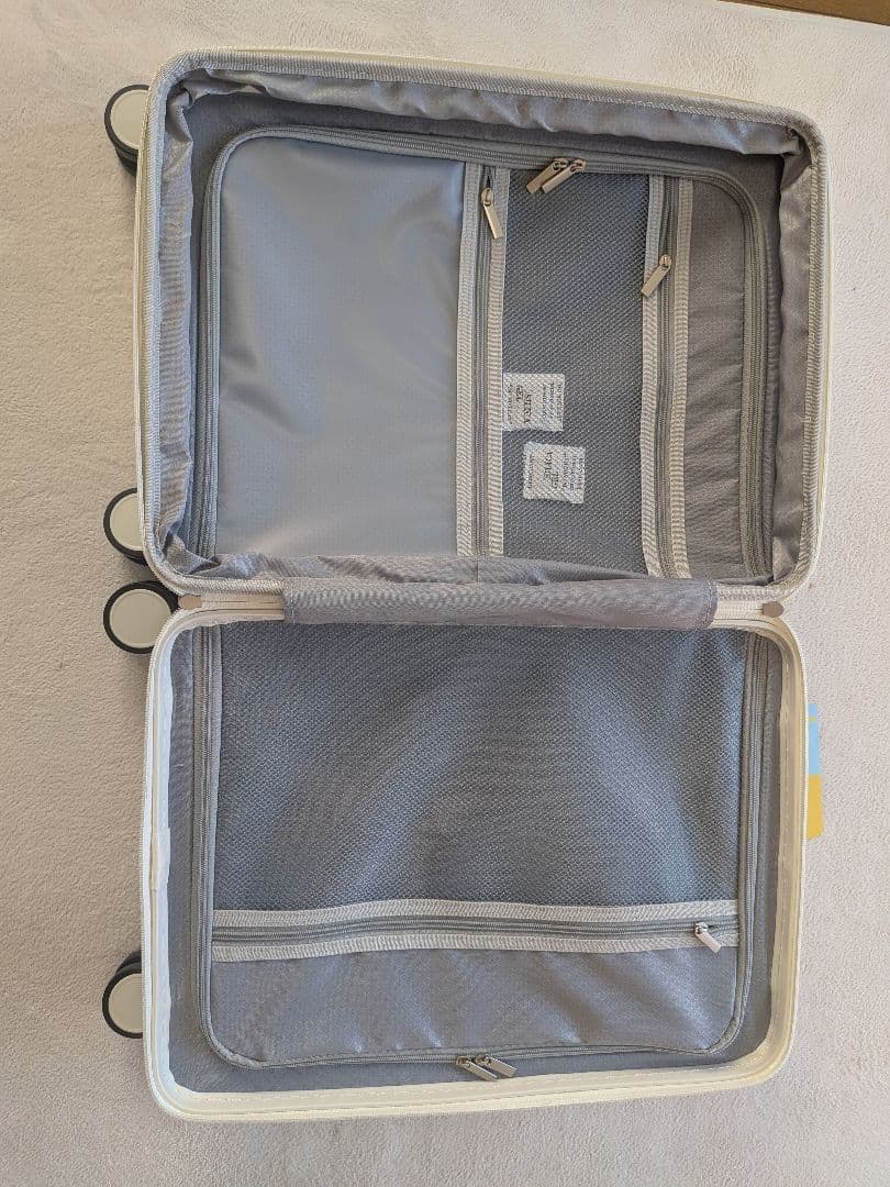 【新品・機内持込】多機能スーツケース Sサイズ ドリンクホルダー USBポート付
