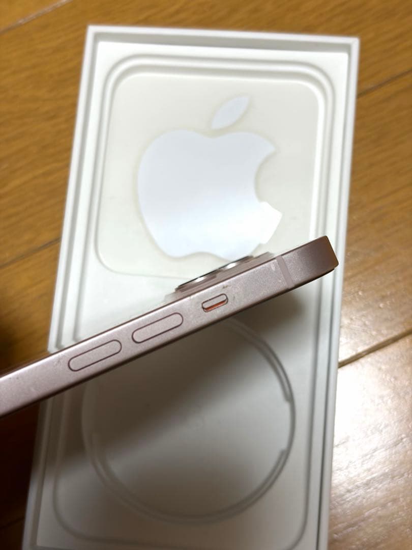A*H様 Apple iPhone13 ピンク 本体
