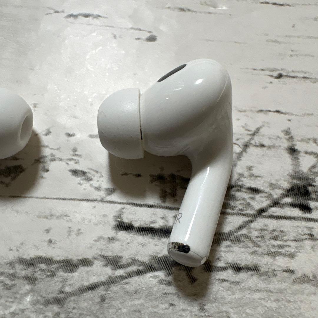 【美品】 Apple AirPods pro 2 ライトニングケーブル