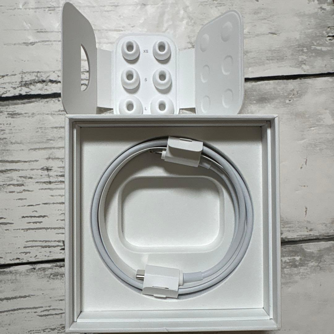 【美品】 Apple AirPods pro 2 ライトニングケーブル