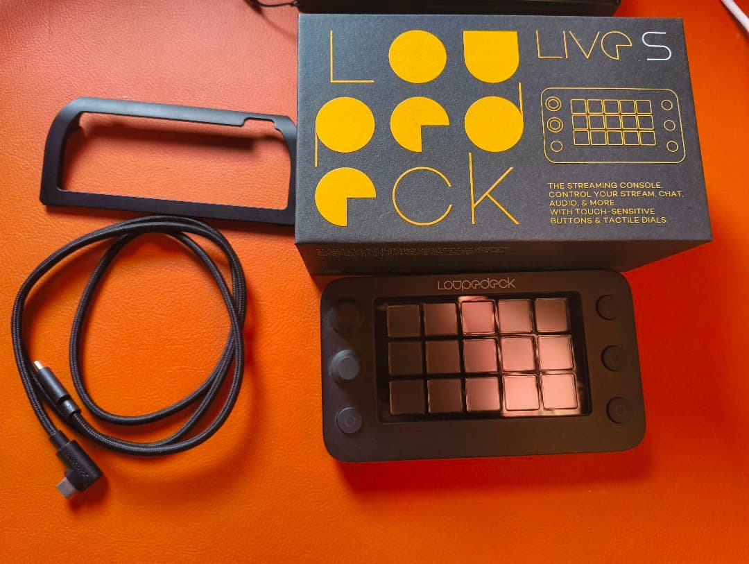 loupedeck Live S ストリーミングコントローラー