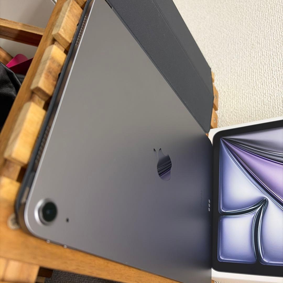 iPad Air M2 128GB wifiモデル　ケース付き　元箱あり