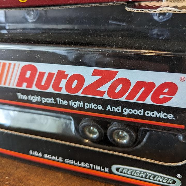 1/64 ERTL AUTOZONE、1/87 ERICKSON トレーラー