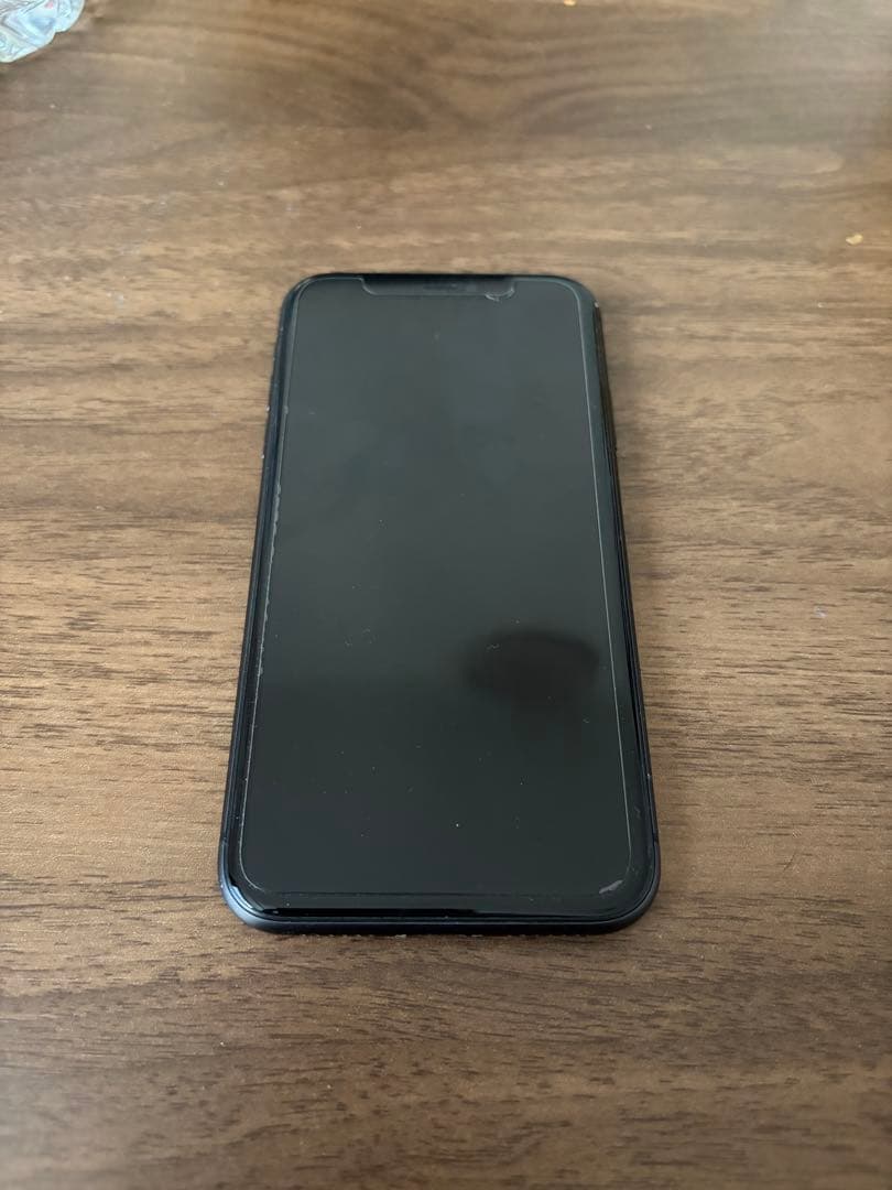 Apple iPhone 11 ブラック ケース付き　128GB