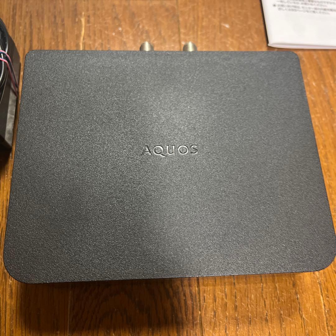 SHARP AQUOS 16型　ポータブル液晶カラーテレビ ホワイト