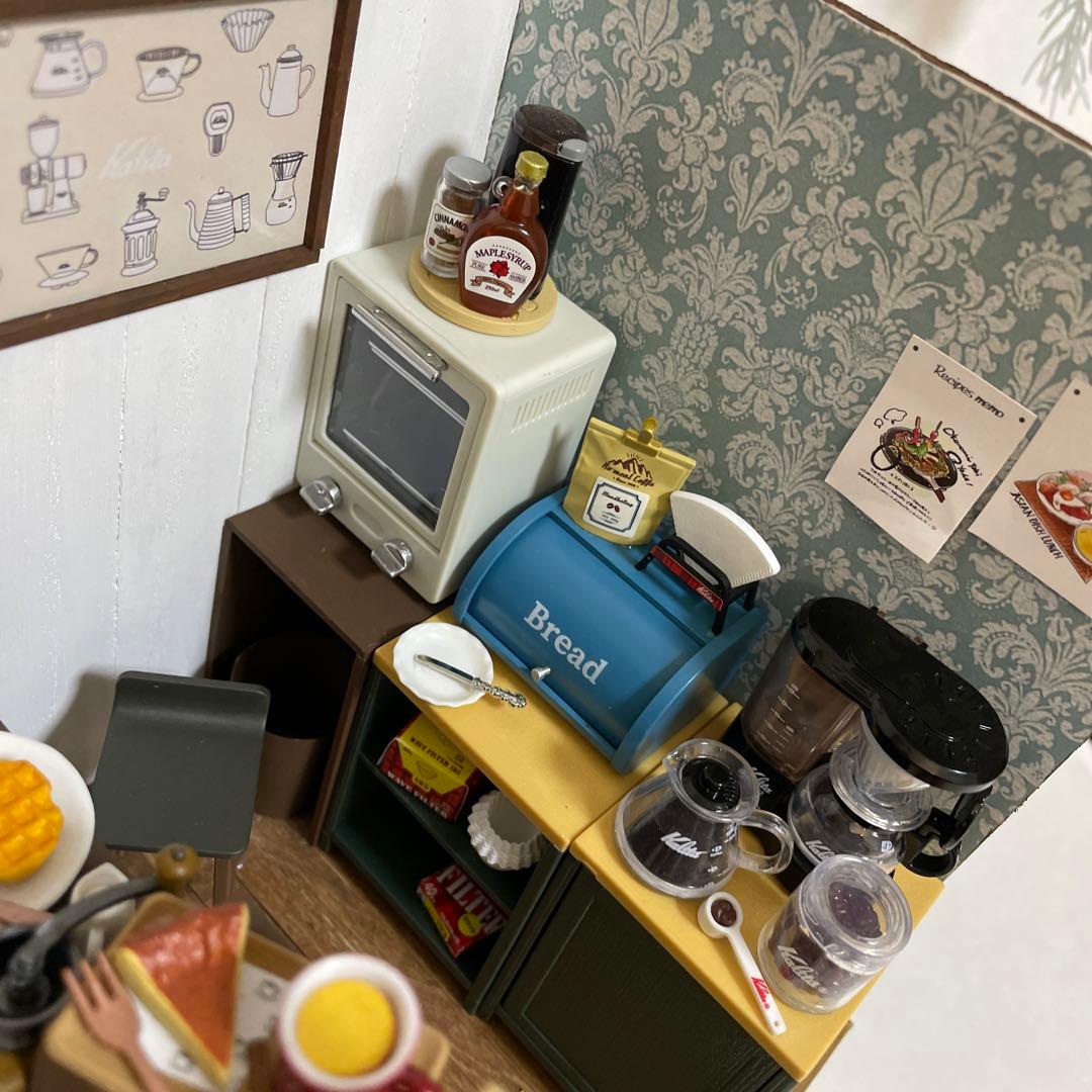 ミニチュアカフェ　リーメント　ドールハウス　ドールキッチン