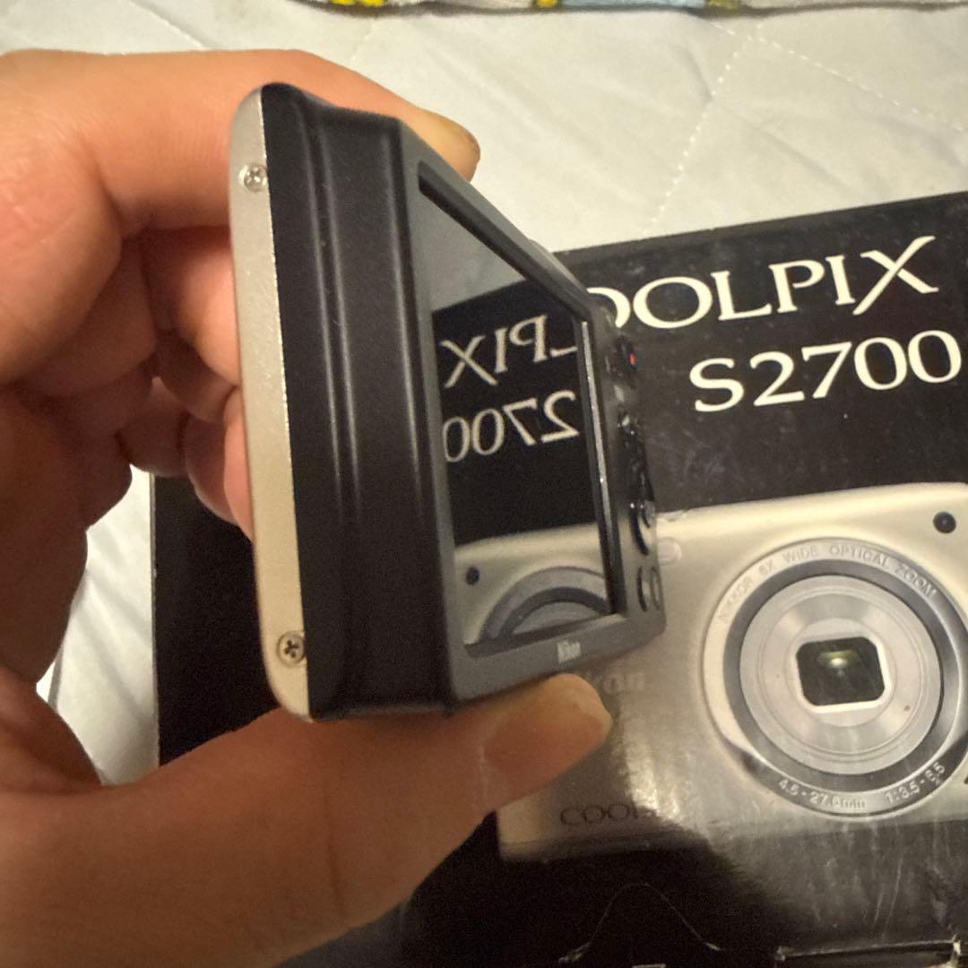 Nikon COOLPIX S2700 シルバー